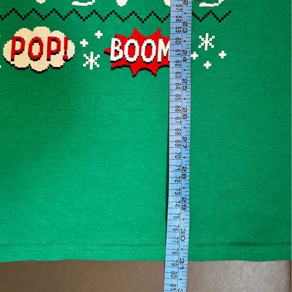 KRAMPUS Emerald City Comic Con Minion Unisex T-shirt Crew 2021 SZ XL Green EUC - Picture 8 of 13